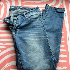 Wallflower button up jeans